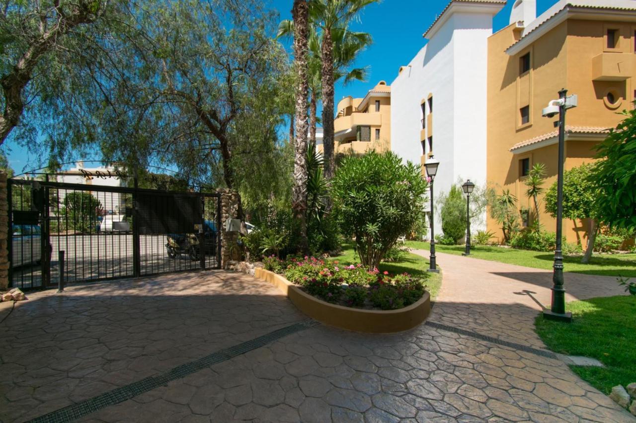 222 Lovely 3 Pools Home - Alicante Holiday Torrevieja Exterior photo